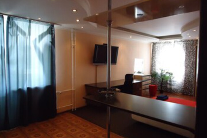 Room 73 of 92