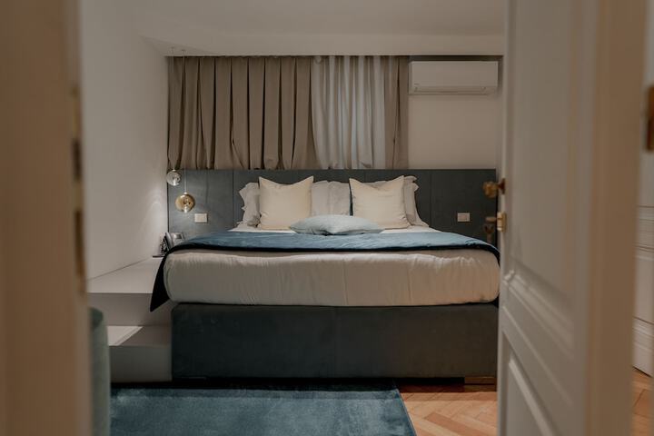 Room 15 of 59