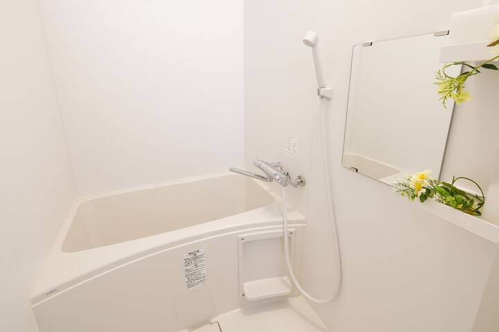 Room 80 of 85