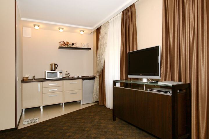 Room 19 of 29