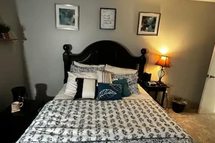 Room 11 of 69