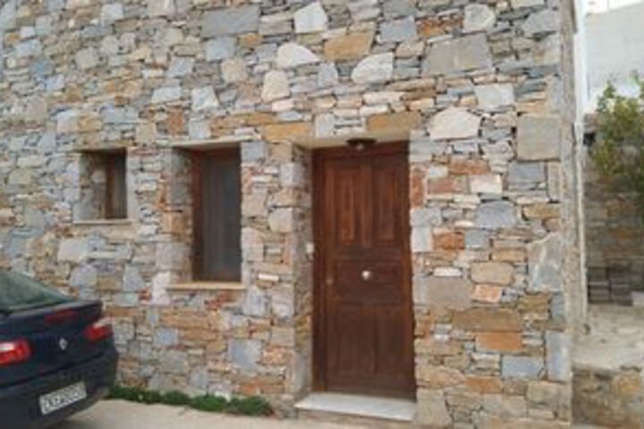 Hotel Exterior 20 of 54