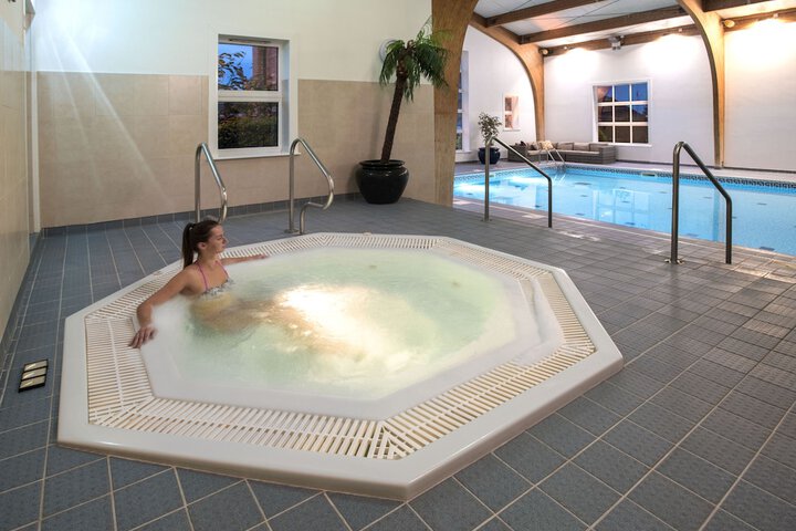 Spa 19 of 36