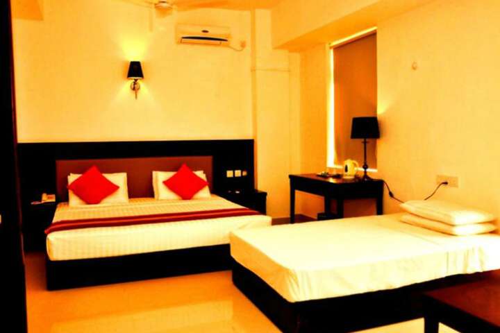 Room 5 of 18