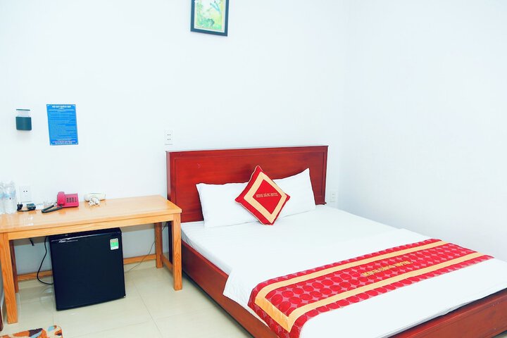 Room 9 of 30