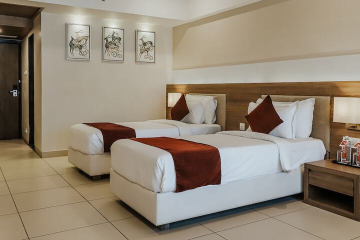 Room 6 of 49