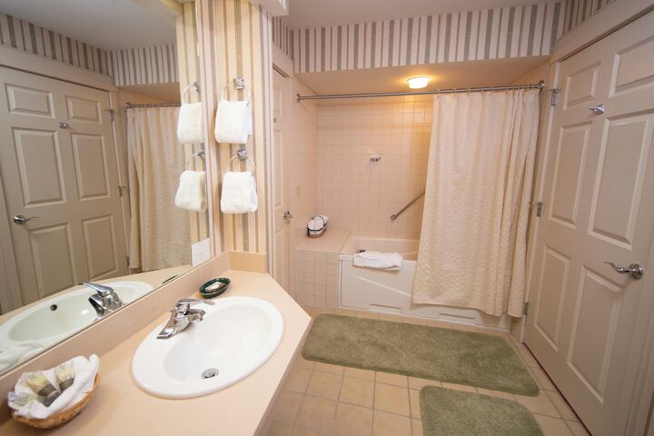 Room 74 of 83