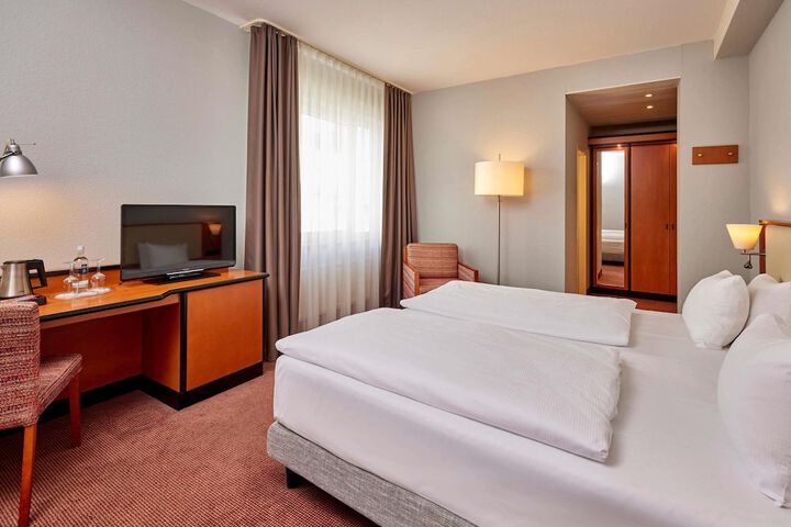 Room 21 of 65