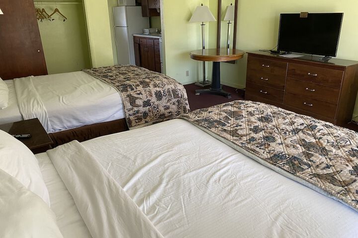 Room 10 of 31