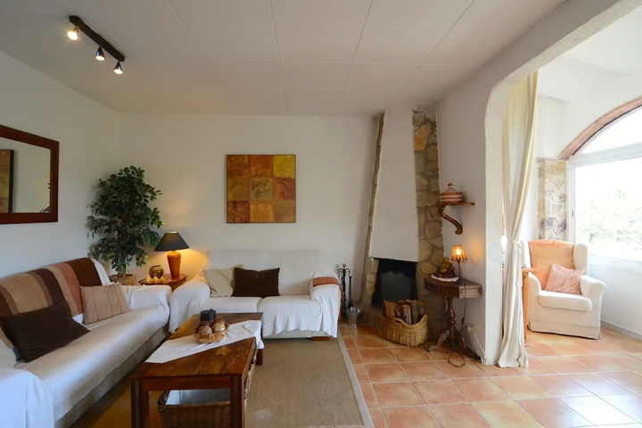 Room 3 of 14