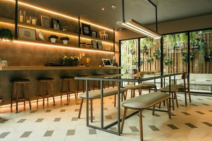 Dining Photos