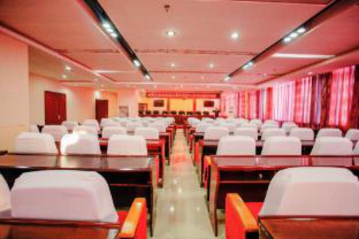 Room 8 of 23