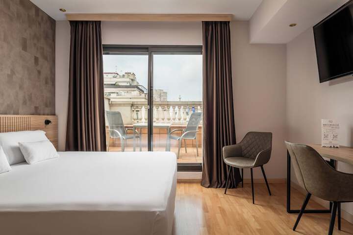 Room 15 of 65