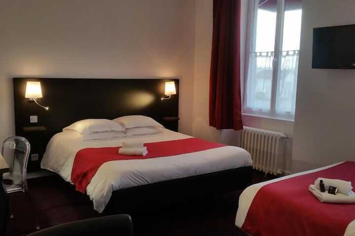 Room 13 of 31