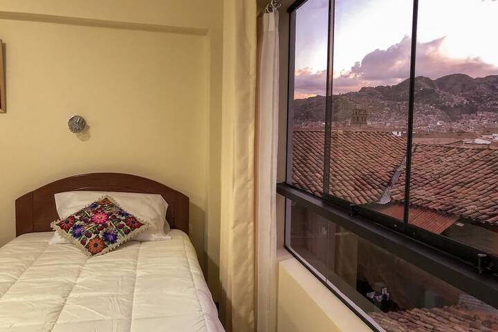 Room 12 of 43