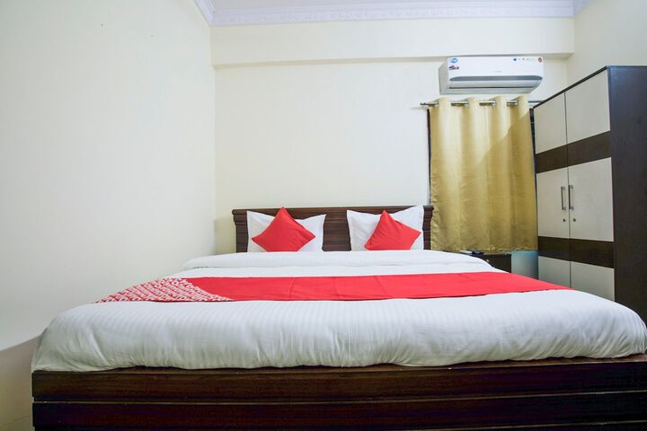 Room 15 of 19