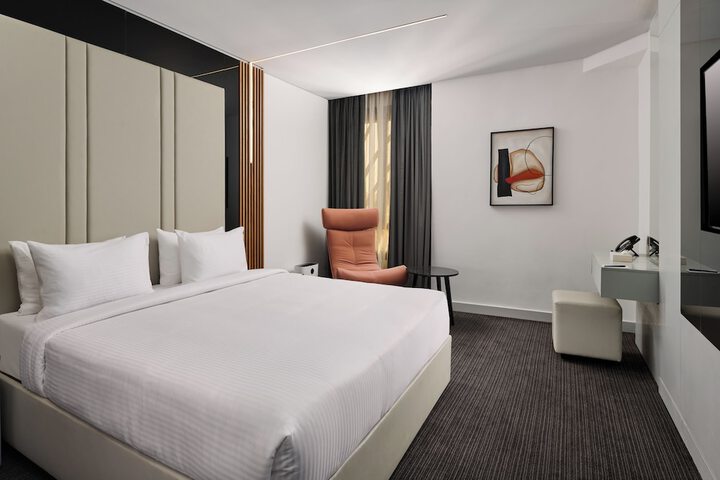 Room 48 of 134