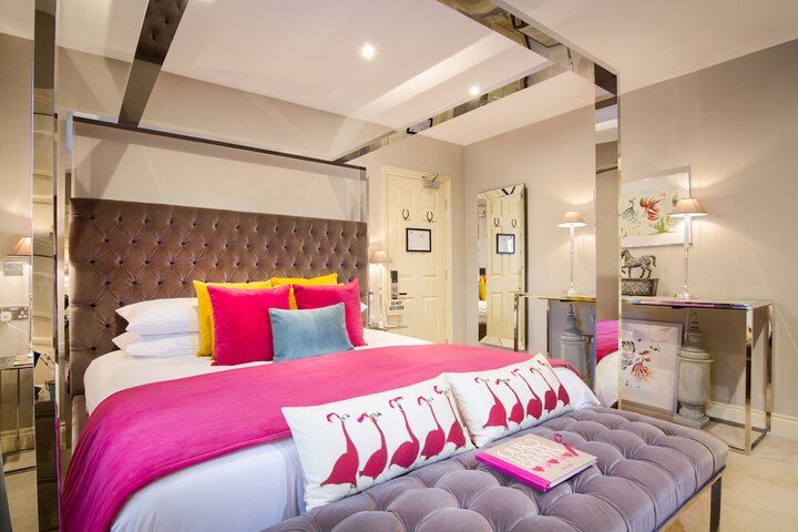 Room 5 of 29