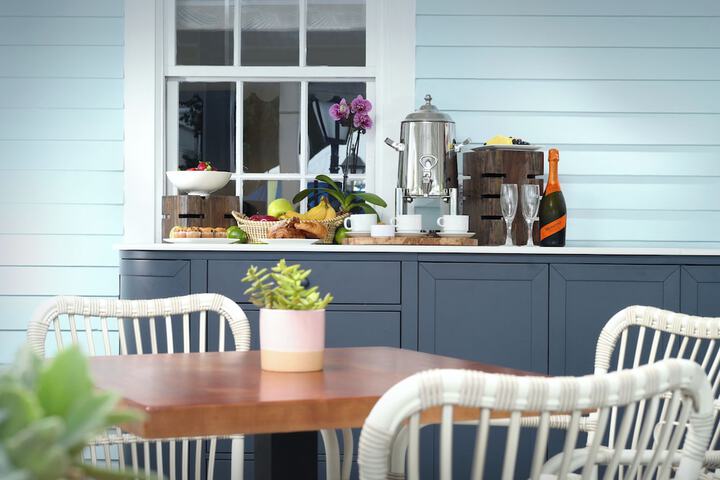 Breakfast area