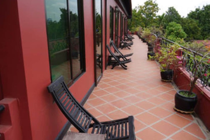 Terrace/Patio 46 of 50