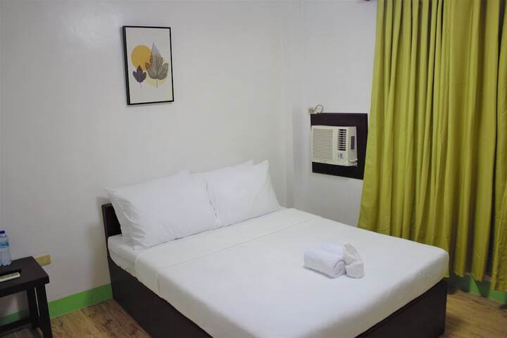 Room 5 of 31