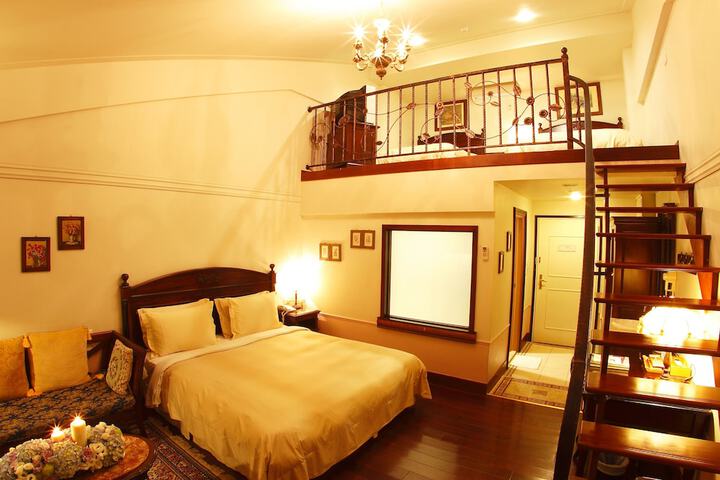 Room 6 of 93