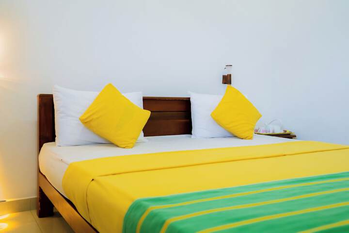 Room 8 of 17