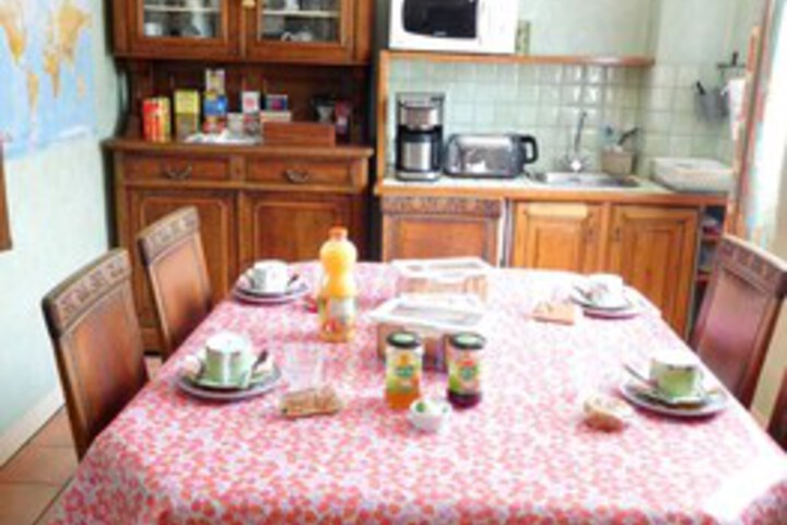 Breakfast/Coffee Service 7 of 32