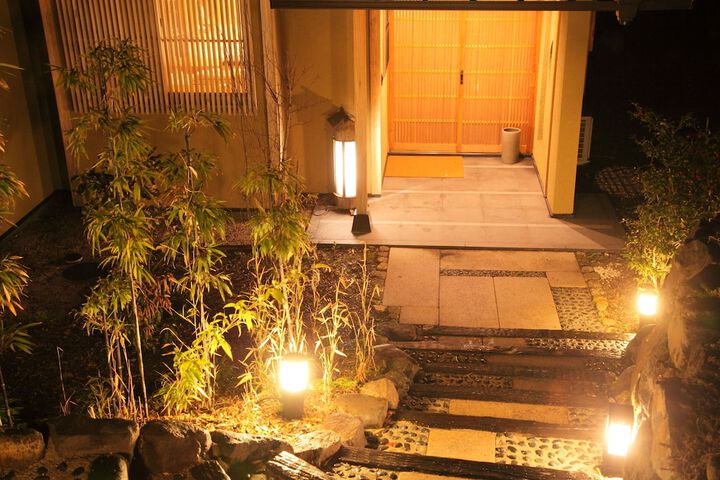 Room 15 of 64
