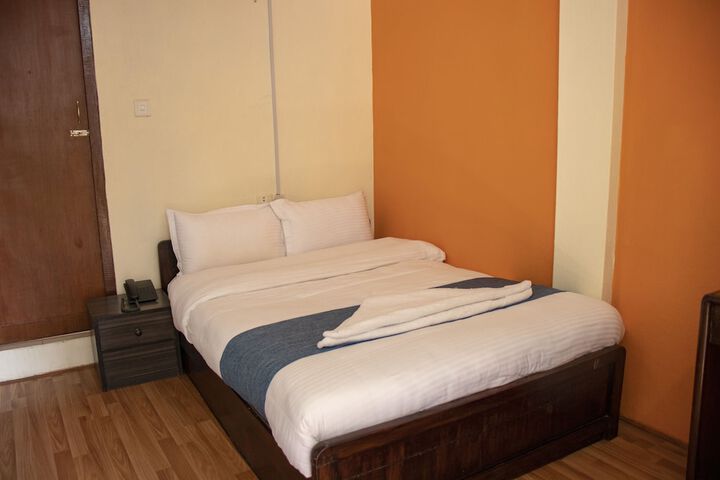 Room 54 of 94
