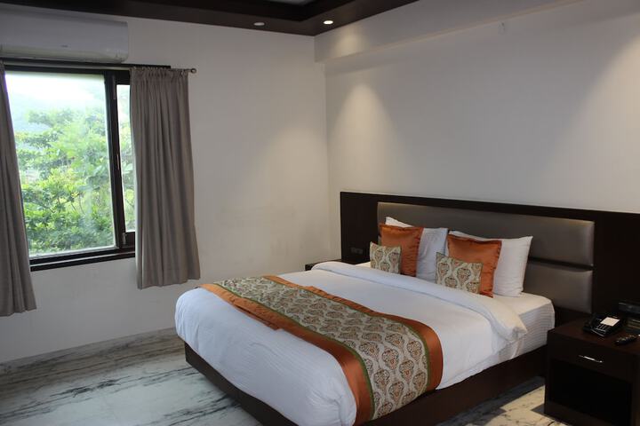 Room 21 of 101