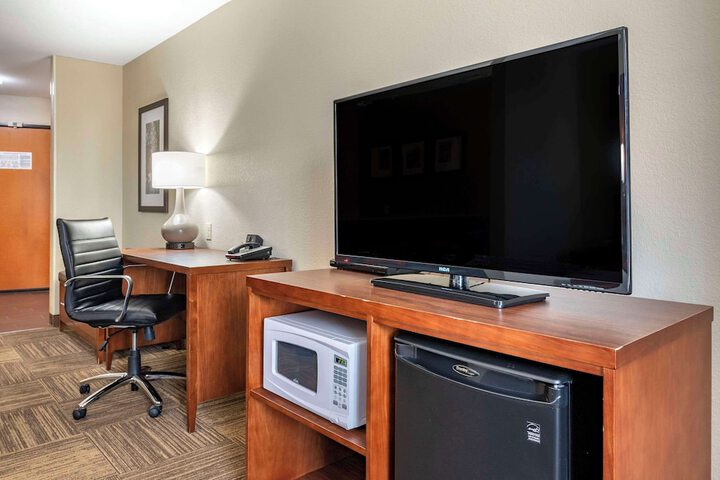 Suite 2 Queen Beds (3 of 27)