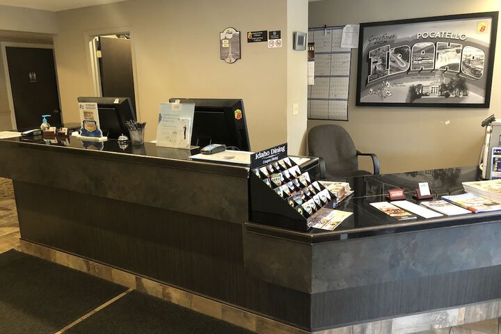 Hotel Interior 4 of 29