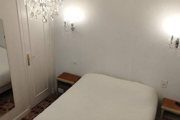Room 15 of 98