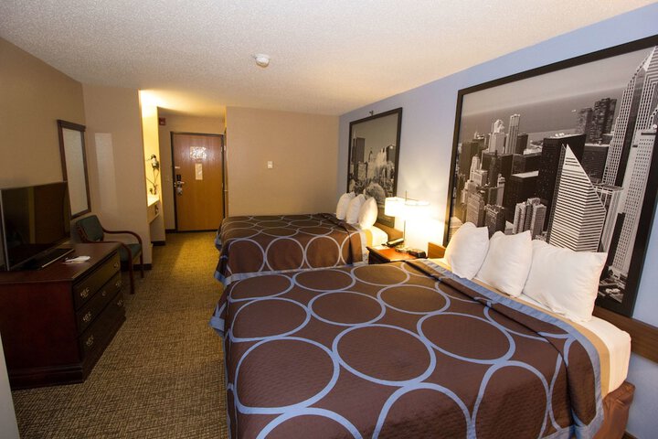 Standard Room, King or Two Doubles (8 of 9)