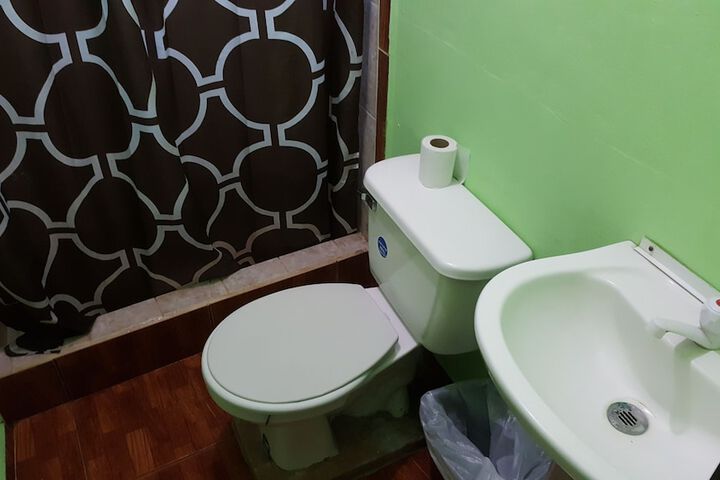 Room 17 of 39