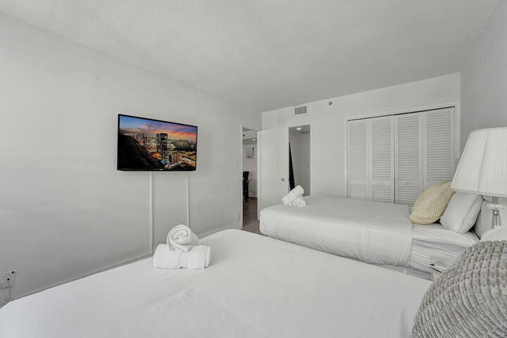 Room 116 of 723