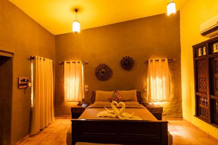 Room 12 of 36