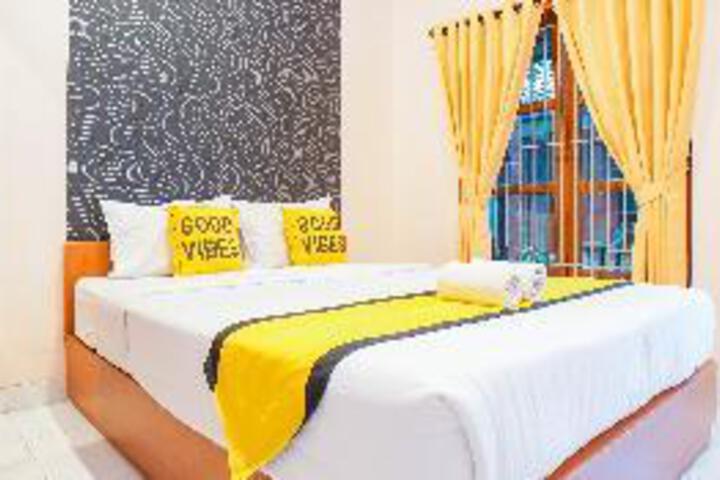 Room 4 of 28