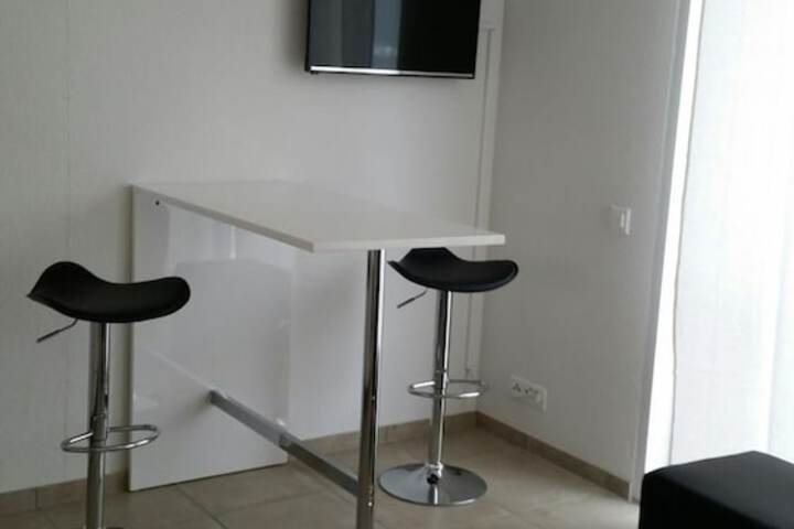 Room 10 of 22