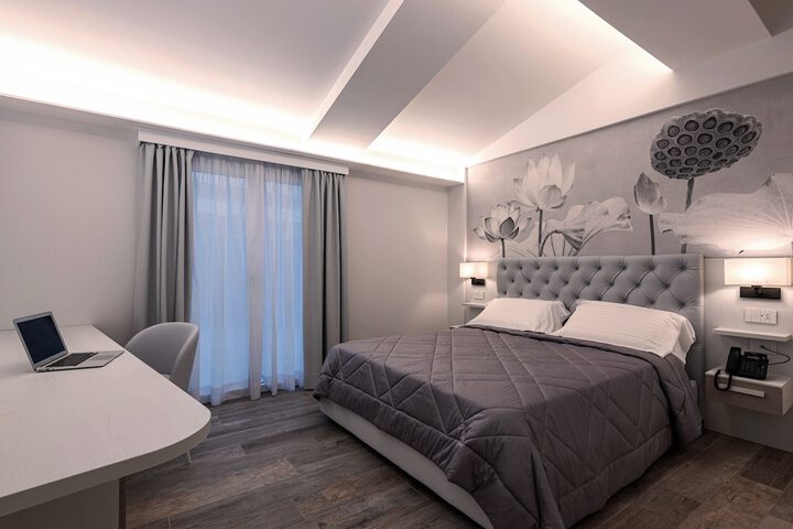 Room 6 of 29