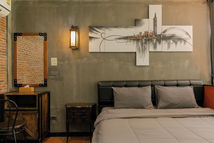 Room 35 of 187