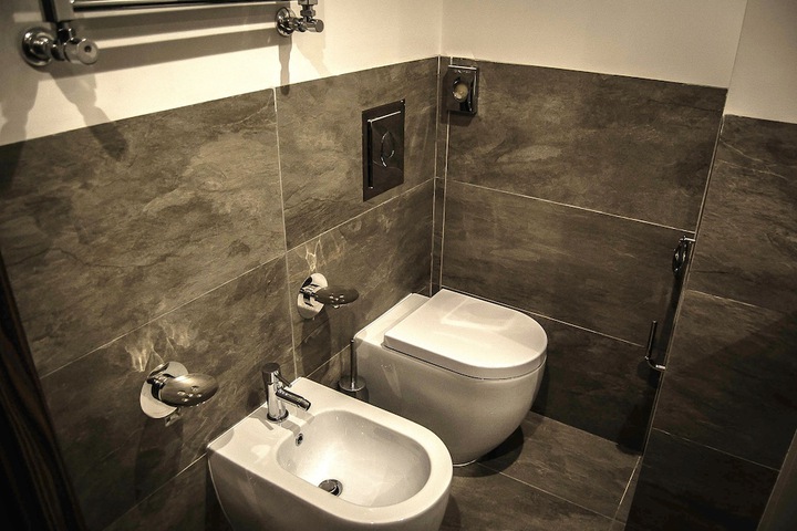 Room 13 of 35