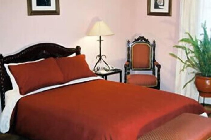 Room 10 of 39