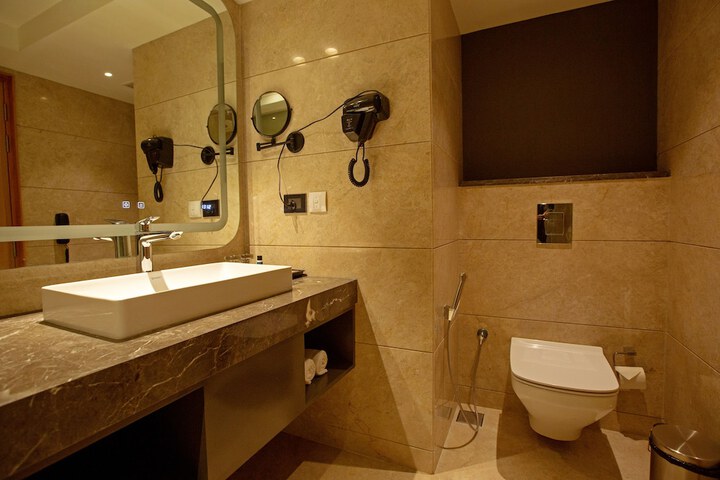 Room 40 of 111