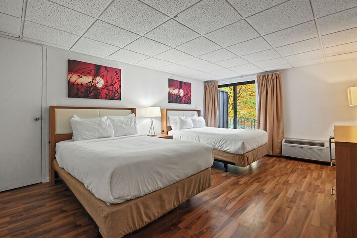 Room 25 of 59