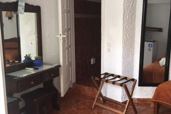 Room 31 of 49