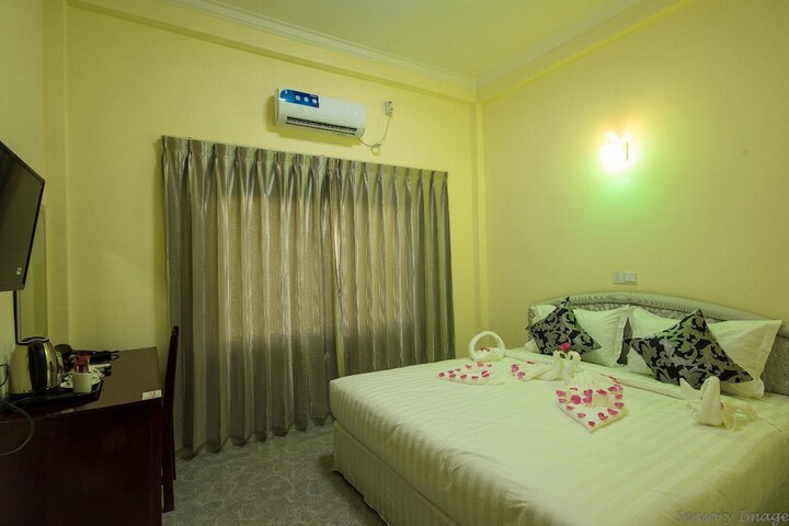 Room 6 of 21