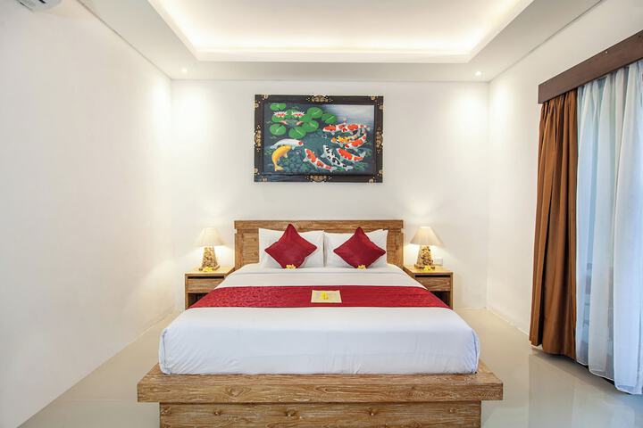 Room 6 of 32