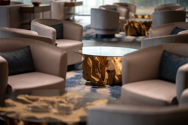 Lounge 175 of 200